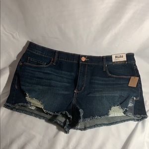 Mudd size 17 low rise shorts